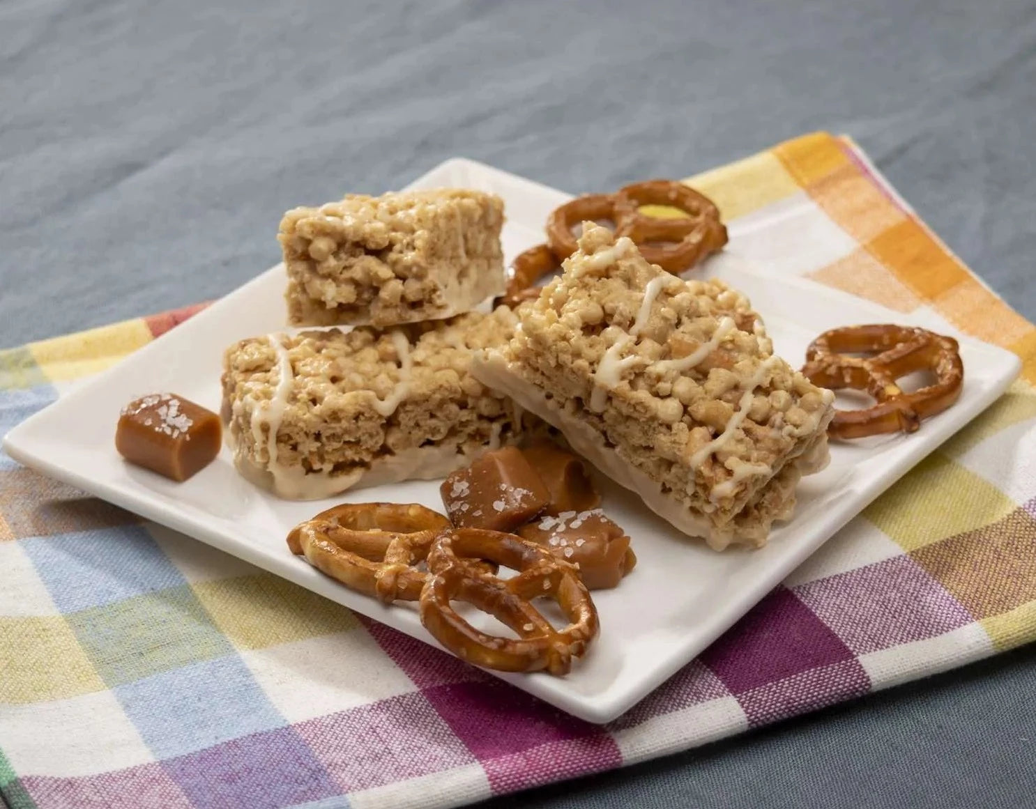 Salted Toffee Pretzel Bar - Proti-VLC